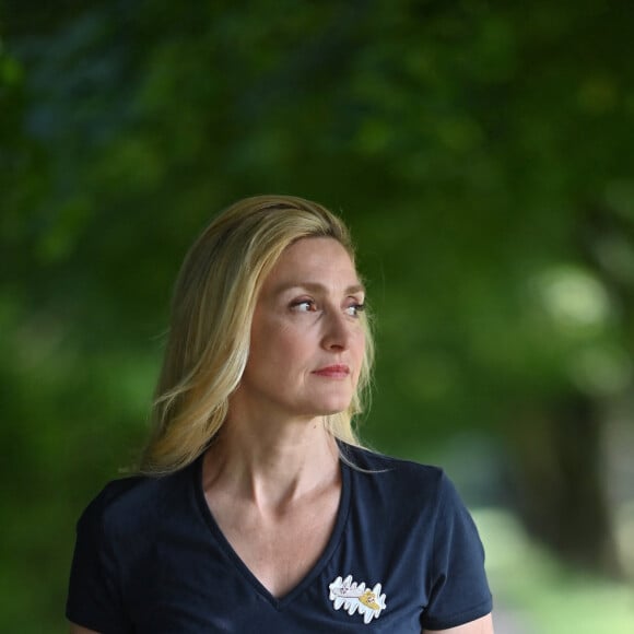 Rendez-vous avec Julie Gayet en marge du festival Soeurs Jumelles, Rencontre de la musique et de l'image à Rochefort le 28 juin 2023. © Franck Castel / Bestimage 