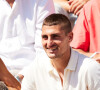 Ce mercredi 5 juin, il a été vu en soirée avec Marco Verratti, une des stars de l'équipe
Marco Verratti et sa compagne Jessica Aidi en tribunes lors des Internationaux de France de tennis de Roland Garros 2023 à Paris, France, le 2 juin 2023. © Moreau-Jacovides/Bestimage