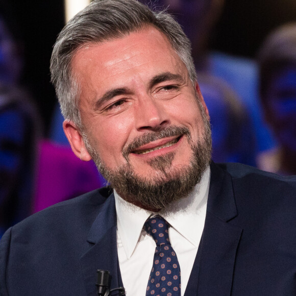 Il en a révélé la raison aux journalistes de "Nous Deux"
Exclusif - Olivier Minne - Enregistrement de l'émission "La Boîte à secrets 4" à Paris, présentée par F.Bollaert, et diffusée le 10 avril sur France 3. Le 23 janvier 2020 © Tiziano Da Silva / Bestimage