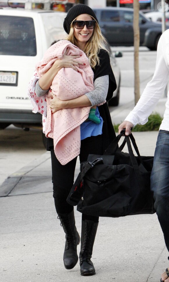Heidi Klum et Seal à Los Angeles avec leurs enfants. Le 2/03/10