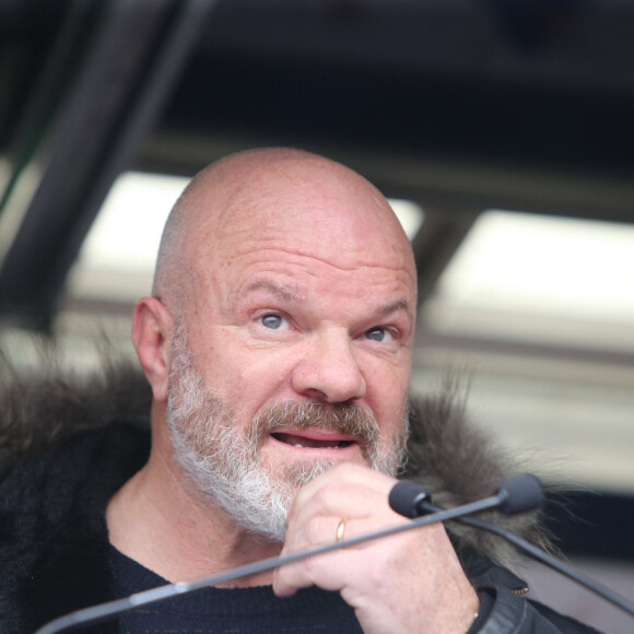 Philippe Etchebest - Rassemblement national des métiers de l'hôtellerie, de la restauration, du tourisme à l'appel de l'UMIH et le GNI à l'esplanade des Invalides à Paris le 14 décembre 2020. © Panoramic / Bestimage