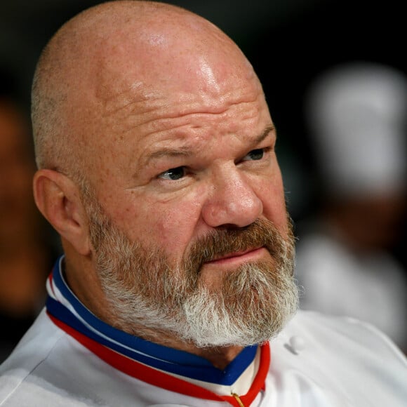 Le papa d'Oscar-Louis a également fait l'unanimité dans d'autres programmes phares de la chaîne.
Exclusif - Philippe Etchebest préside le salon français de la restauration "Expotel" à Bordeaux le 25 Novembre 2019. © Patrick Bernard/ Bestimage