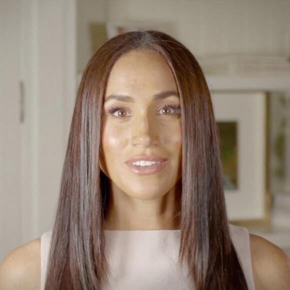 Meghan Markle a promené son beagle dans un marché où les chiens sont interdits.
Meghan Markle, duchesse de Sussex, évoque son ami, le photographe Misan Harriman, lors de la conférence "Ted Talk" par vidéo, le 21 avril 2023. ©Backgrid UK/ Bestimage