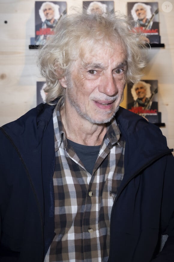 Louis Bertignac - Festival du Livre de Paris 2022 au Grand Palais éphémère - Paris le 23/04/2022 - © Jack Tribeca / Bestimage 