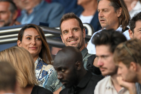 "Week end sous le thème de la simplicité pour l'anniversaire de notre belle Ursula...", écrit Clémentine
 
Richard Gasquet - Célébrités au Match de football en ligue 1 Uber Eats PSG - Montpellier (5-2) au Parc des Princes à Paris, France le 13 Août 2022. © Lionel Urman / Panoramic / Bestimage