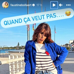 Ce mardi 18 juillet 2023 sur Instagram, les internautes ont pu la découvrir la mine déconfite, une béquille à la main. Visiblement, la star du PAF s'est blessée au pied droit. Pas cool !