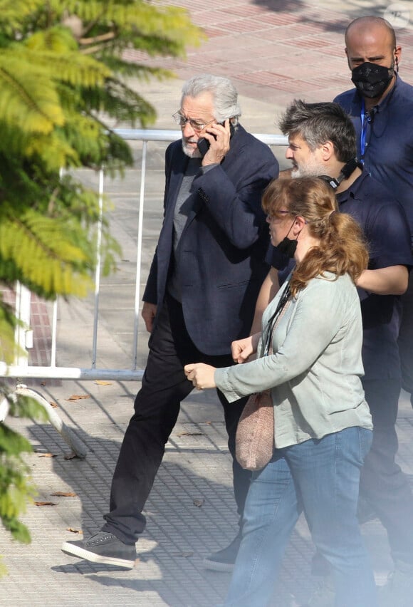Exclusif - Alors que Robert De Niro est en tournage pour la série "Nada" à Buenos Aires en Argentine, sa compagne Tiffany Chen et sa fille Helen Grace visitent la ville le 6 mai 2022. 