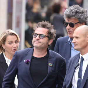 Matthieu Chedid (le chanteur M) - Arrivées des célébrités aux obsèques de Jane Birkin en l'église Saint-Roch à Paris. Le 24 juillet 2023 © Jacovides-KD Niko / Bestimage 