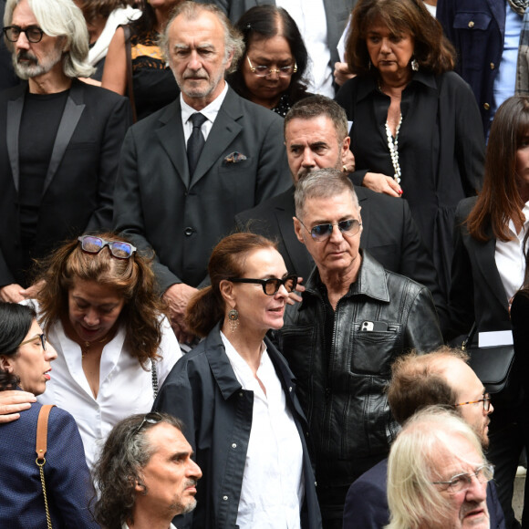 Matthieu Chedid (Le chanteur M), Christophe Malavoy, José Garcia, Carole Bouquet, Etienne Daho, Maïwenn Le Besco, Andrew Birkin - Sorties des obsèques de Jane Birkin en l'église Saint-Roch à Paris. Le 24 juillet 2023 © Jacovides-KD Niko / Bestimage 