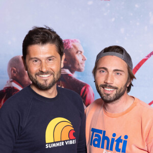 Exclusif - Christophe Beaugrand et son mari Ghislain Gerin - Avant-première du film "La Revanche des Crevettes Pailletées" au Grand Rex à Paris le 12 avril 2022. © Olivier Borde - Coadic Guirec / Bestimage 