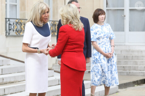 Brigitte Macron reçoit Jill Biden à l'occasion de sa venue en France pour la réintégration des Etats-Unis d'Amérique à l'UNESCO, le 25 juillet 2023, au Palais de l'Elysée. © Stéphane Lemouton / Bestimage