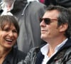 Il a donc posté une photo d'elle, en terrasse, mangeant un morceau de citron.
Jean-Luc Reichmann et sa femme Nathalie - People dans les tribunes des Internationaux de France de tennis de Roland Garros à Paris. Le 31 mai 2015.