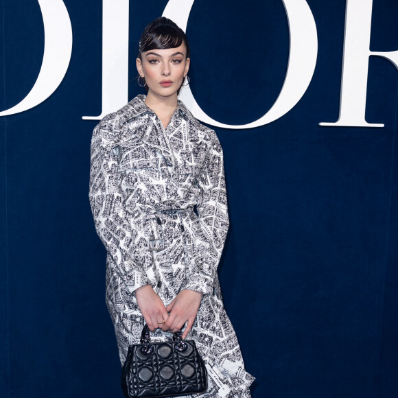 Modèle confirmée, la jeune femme de 18 ans est également comédienne.
Deva Cassel - Photocall du défilé Christian Dior prêt-à-porter automne-hiver lors de la Fashion Week de Paris (PFW), au jardin des Tuileries à Paris. © Olivier Borde/Bestimage