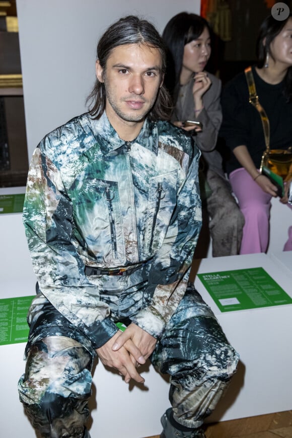 Orelsan au défilé Stella McCartney Collection Prêt-à-Porter Printemps/Eté 2020 lors de la Fashion Week de Paris (PFW), le 30 septembre 2019. © Olivier Borde/Bestimage 