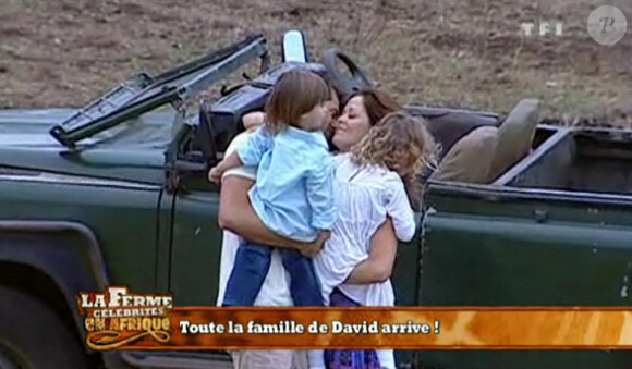 David Charvet reçoit la visite de sa famille : sa femme Brooke Burke et leurs deux enfants.