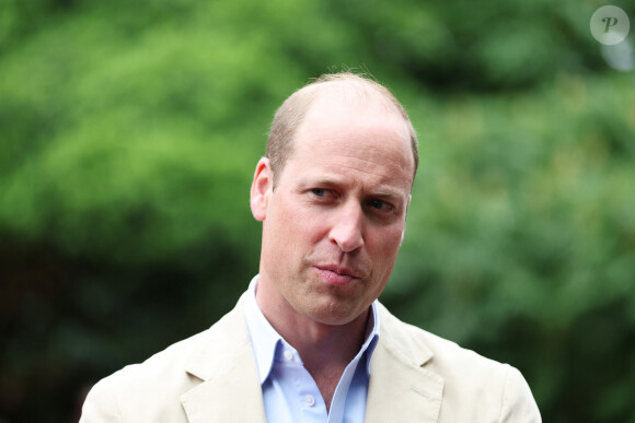 Le prince William, prince de Galles, lors d'une visite à l'association Reach Up Youth au centre Verdon Recreation à Sheffield, Royaume-Uni, le 27 juin 2023.