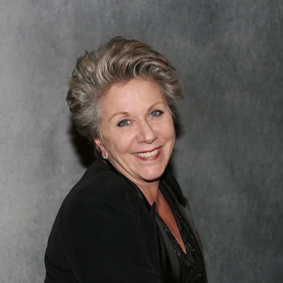 Françoise Laborde - Soirée de lancement de l'édition 2016 du calendrier Pirelli by Annie Leibovitz à l'Hôtel National des Invalides dans le cadre de l'exposition "Concert Cars & Design Automotive" à Paris le 27 janvier 2016. © Denis Guignebourg/Bestimage