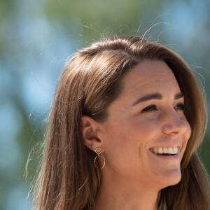 Pendant ses vacances dans le Norfolk, elle a en effet été invitée chez son amie Rose.
Catherine Kate Middleton, duchesse de Cambridge visite un hopital pour enfants à Norwich le 27 juin 2020. 