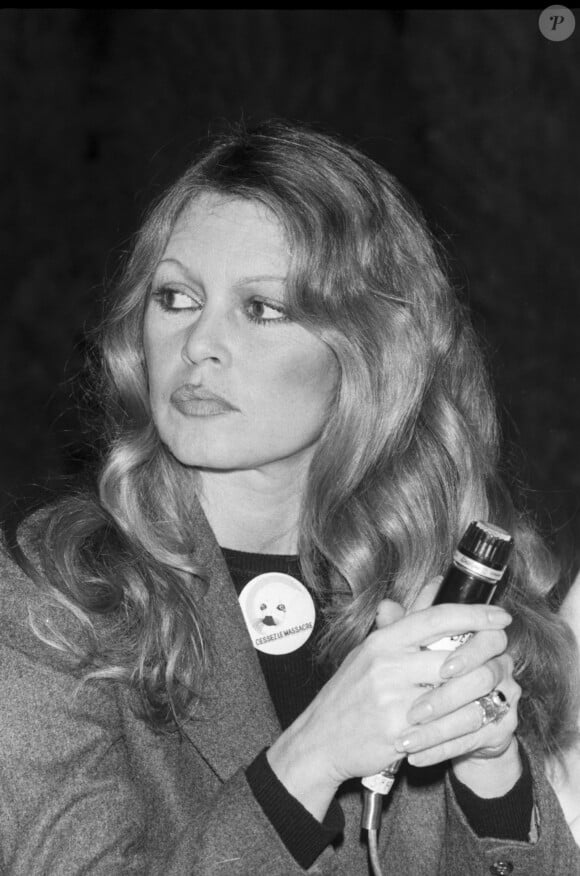 Brigitte Bardot en conférence de presse pour la protection des animaux, pour faire cesser le massacre des bébés phoques. Le 12 mars 1979 © Jean-Claude Woestelandt / Bestimage 