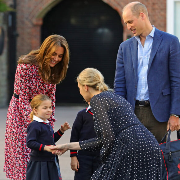 Le prince William, duc de Cambridge, et Catherine (Kate) Middleton, duchesse de Cambridge, accompagnent le prince George et la princesse Charlotte pour leur rentrée scolaire à l'école Thomas's Battersea à Londres, Royaume Uni, le 5 septembre 2019. 