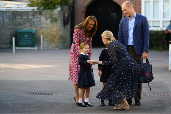 Le prince William, duc de Cambridge, et Catherine (Kate) Middleton, duchesse de Cambridge, accompagnent le prince George et la princesse Charlotte pour leur rentrée scolaire à l'école Thomas's Battersea à Londres, Royaume Uni, le 5 septembre 2019. 