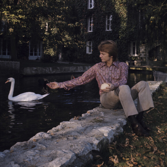 En France, dans l'Essonne, Claude Fançois, chez lui, au Moulin de Dannemois le 17 octobre 1969.