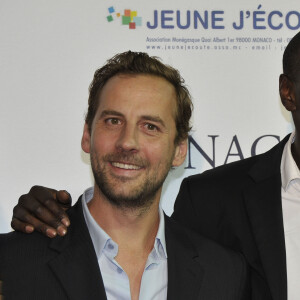 Le duo s'est formé à la fin des années 1990.
Fred Testot et Omar Sy - Première édition du Gala de charité "Monaco par coeur" au rpofit des associations "Jeune j'écoute" et "Cekedubonheur" à Monaco, le 22 septembre 2012.