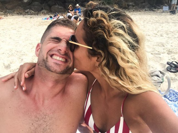 Cassandre (Koh-Lanta) et son amoureux Julien en Australie, le 4 janvier 2019.