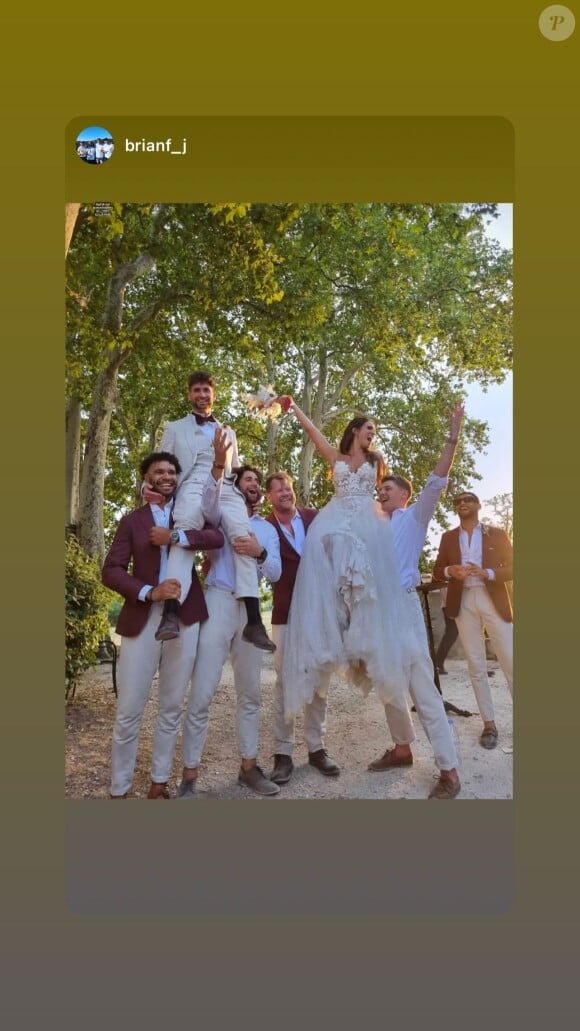 Et les invités ont visiblement passé une formidable journée !
Mariage de Cassandre et Julien.