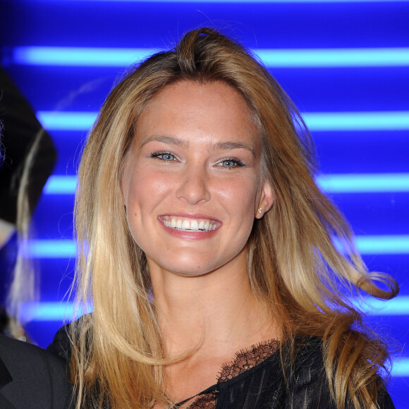 BAR RAFAELI - LANCEMENT DE LA COLLECTION ANSELM REYLE POUR DIOR AVEC BAR RAFAELI DEVANT LES VITRINES DES GALLERIES LAFAYETTE © Guillaume Gaffiot /Bestimage 