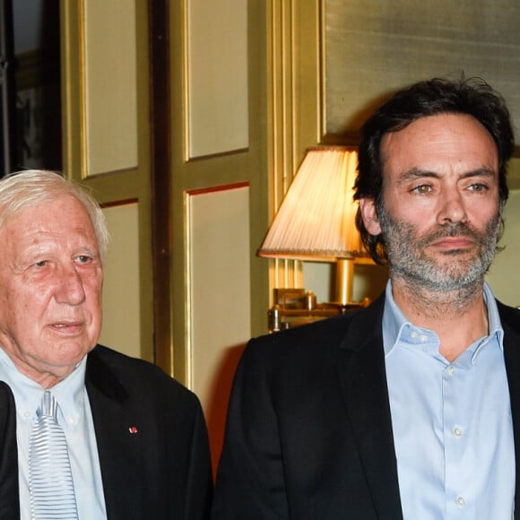 Exclusif - Pascal Desprez, le chirurgien cardiaque Alain Deloche (Fondateur de La Chaîne de l'Espoir) et Anthony Delon, nommé parrain du fond "Enfants à Coeur - Mireille Darc" - Dîner pour le lancement du fond "Enfants à Coeur - Mireille Darc" au profit de La Chaîne de l'Espoir au Pavillon Ledoyen à Paris. Le 29 novembre 2017. Chaque table portait le nom d'un film de M.Darc. © Olivier Borde-Coadic Guirec / Bestimage