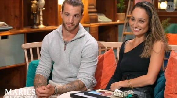 Léa et Emmanuel de "Mariés au premier regard" lors du bilan final, épisode du 5 juin 2023