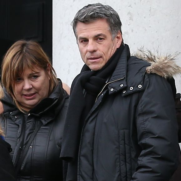 Tous les deux ont donc réussi à passer outre leurs différents.
Michèle Bernier et Bruno Gaccio - Sortie des obsèques de François Cavanna au Père Lachaise à Paris. Le 6 février 2014