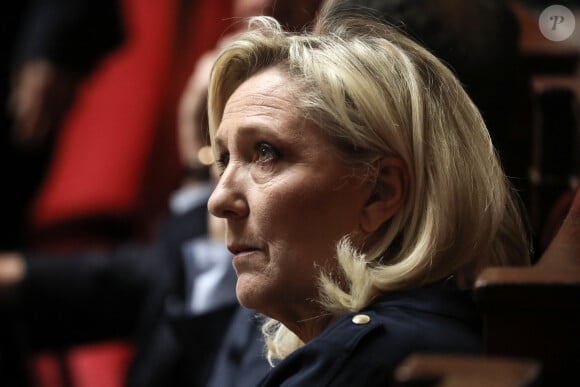 Marine Le Pen, présidente du groupe Rassemblement National à l'Assemblée nationale - Séance de questions au gouvernement à l'assemblée nationale, Paris, le 4 juillet 2023 © Stéphane Lemouton / Bestimage