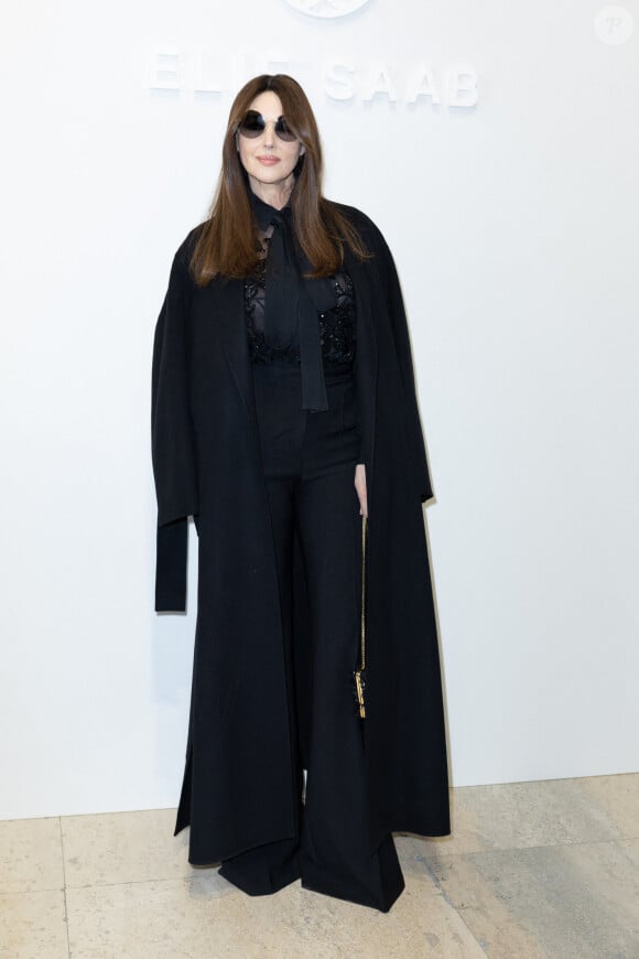 Monica Bellucci au photocall du défilé Elie Saab Collection Femme Prêt-à-porter Printemps/Eté 2023 lors de la Fashion Week de Paris (PFW), France, le 1er octobre 2022.