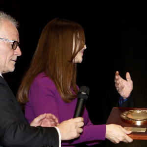 Thierry Fremaux, Monica Bellucci - Tim Burton a reçu le prix Lumière 2022 lors de la 14ème Edition du festival du cinéma Lumière Film Festival à Lyon, le 21 octobre 2022.