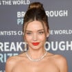 Miranda Kerr enceinte de son 4e enfant à 40 ans : l'ex d'Orlando Bloom dévoile son ventre rond, et pas n'importe où