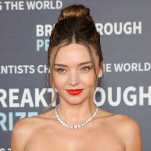 Miranda Kerr a annoncé être enceinte de son quatrième enfant sur son compte Snapchat.
Miranda Kerr - Photocall du Prix Breakthrough 2023 à l'Academy Museum of Motion Pictures de Los Angeles. ©Walter / Bestimage