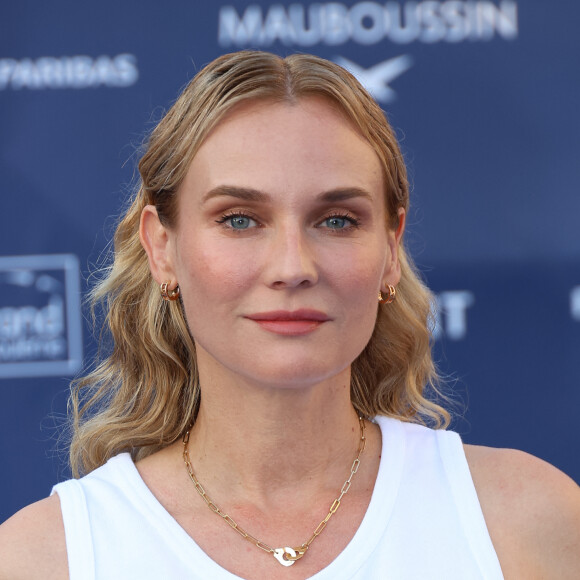 Diane Kruger (porte un collier iconique Menottes dinh van en or jaune) - Arrivées sur le tapis bleu de la 16ème édition du festival du film francophone de Angoulême le 24 août 2023. © Coadic Guirec / Bestimage