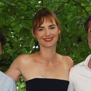 Samy Belkessa, Louise Bourgoin, Nicolas Silhol - Photocall du film "Anti-Squat" lors de la 16e édition du festival du film francophone (FFA) à Angoulême le 24 août 2023. © Coadic Guirec / Bestimage