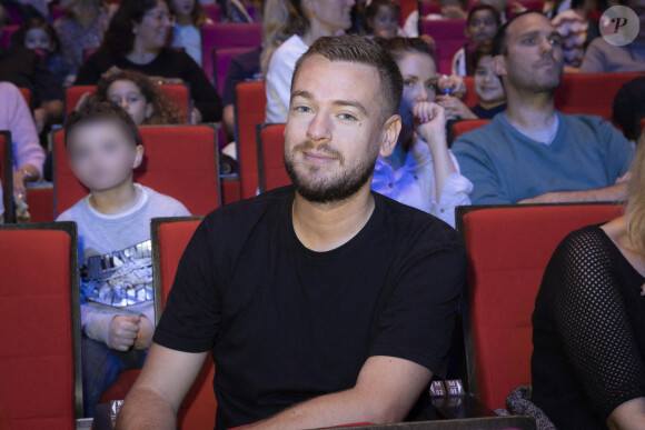 Et de compléter : "J'étais son ami. Je lui ai apporté de la notoriété, de la visibilité."
Exclusif - Jeremstar - People en salle - Chantal Goya est en concert au Palais des Congrès à Paris le 9 octobre 2022. © Jack Tribeca / Bestimage 