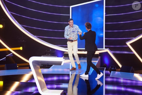 Exclusif - Cyril Féraud, Timothée Cros - Enregistrement de l'émission "Le quiz des champions", présentée par C.Féraud et diffusée le 9 septembre à 21h10 sur France 2. © Cyril Moreau / Bestimage 