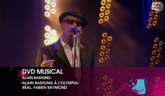 Alain Bashung, récompensé pour son DVD live à l'Olympia, lors des 25e Victoires de la Musique.