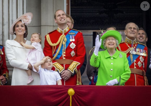Le prince William, duc de Cambridge, et Catherine (Kate) Middleton, duchesse de Cambridge,  Trooping the Colour. London , le 11 juin 2016.