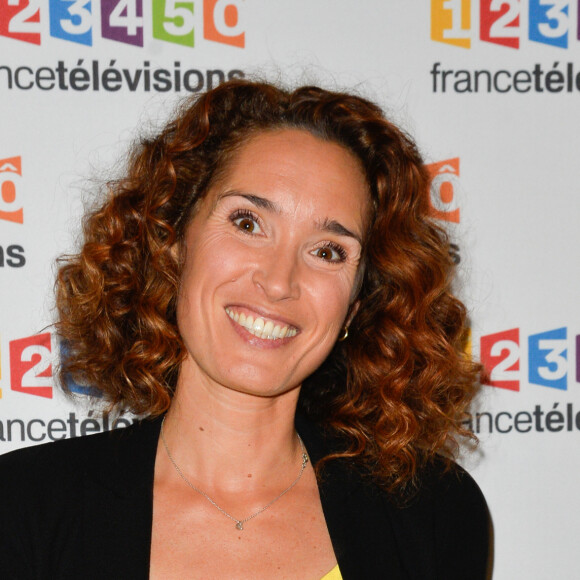 Marie-Sophie Lacarrau lors du photocall de la présentation de la nouvelle dynamique 2017-2018 de France Télévisions. Paris, le 5 juillet 2017. © Guirec Coadic/Bestimage