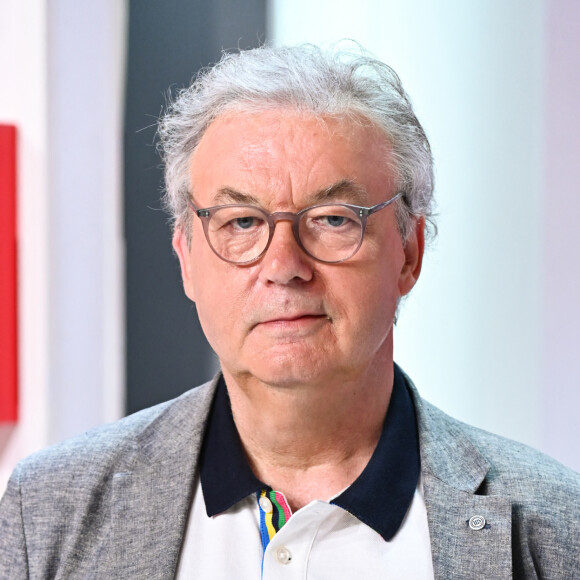 Exclusif - Dominique Besnehard - Enregistrement de l'émission Vivement dimanche au studio Gabriel, presentée par Michel Drucker . Diffusion sur France 3 le 10/09/2023. le 1er septembre 2023. © Guillaume Gaffiot/Bestimage