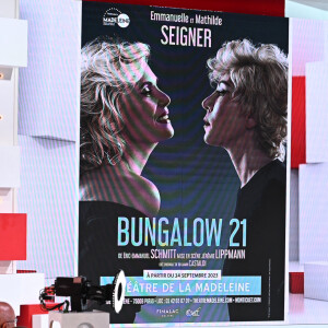 Exclusif - Michel Drucker - Promotion de la pièce "Bungalow 21" lors de l'enregistrement de l'émission Vivement dimanche au studio Gabriel, presentée par Michel Drucker . Diffusion sur France 3 le 10/09/2023. le 1er septembre 2023. © Guillaume Gaffiot/Bestimage  No Web - Belgique et Suisse 