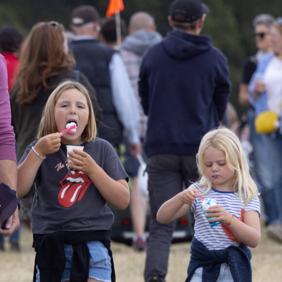 --- Masquer le visage des enfants à la publication --- Mia Grace Tindall, Lena Elizabeth Tindall, Wellington International Horse Trials and Country Fair in Heckfield, Hampshire, Great Britain, 28 August 2023 ( DANA-No: 02461363 ) 