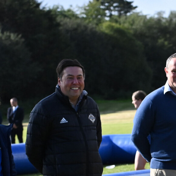 Le prince William, duc de Cambridge, et Catherine (Kate) Middleton, duchesse de Cambridge, visitent le clud de Rugby, City of Derry R.F.C. à Londonderry, Royaume Uni, le 29 septembre 2021. 