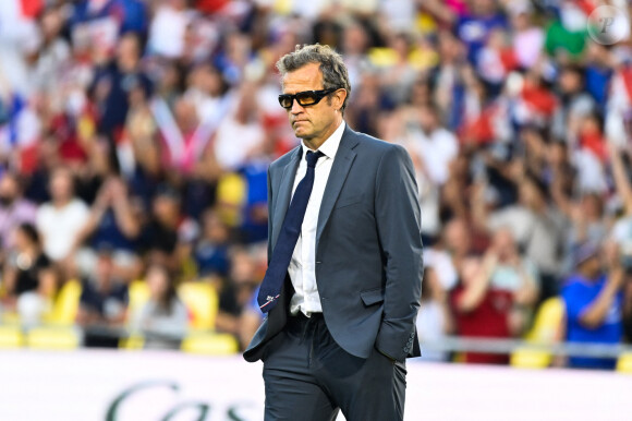 Fabien Galthié est obligé d'en porter puisqu'il cumule plusieurs problèmes de vue
Fabien Galthie ( entraineur France ) - Test match international de rugby à XV avant la Coupe du monde entre la France et les Fidji au stade de la Beaujoire à Nantes, France, le 19 août 2023. la France a gagné 34-17. © Federico Pestellini/Panoramic/Bestimage